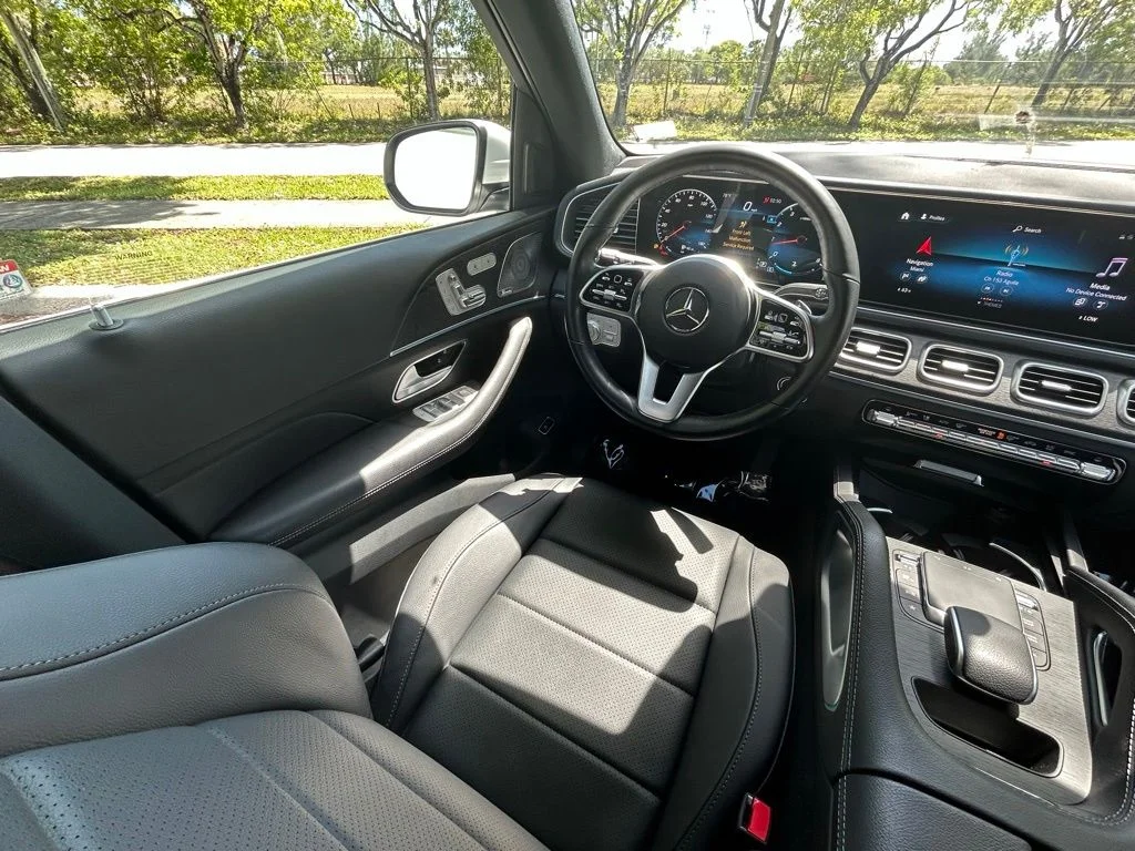 Used 2022 White Mercedes-Benz GLE 350 image 9