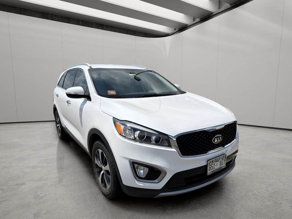 Used 2016 Snow White Pearl Kia EX image 6