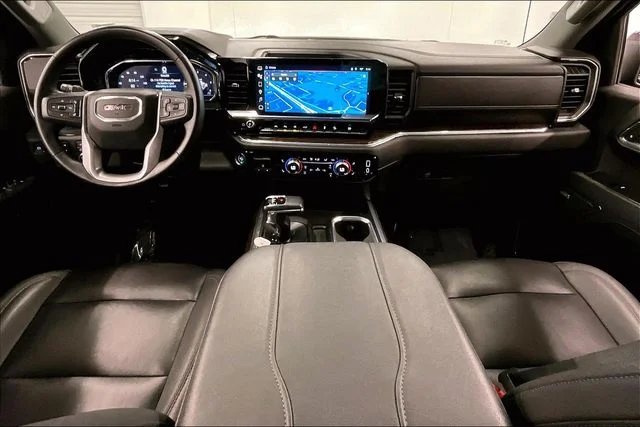 Used 2024 Onyx Black GMC Elevation image 18