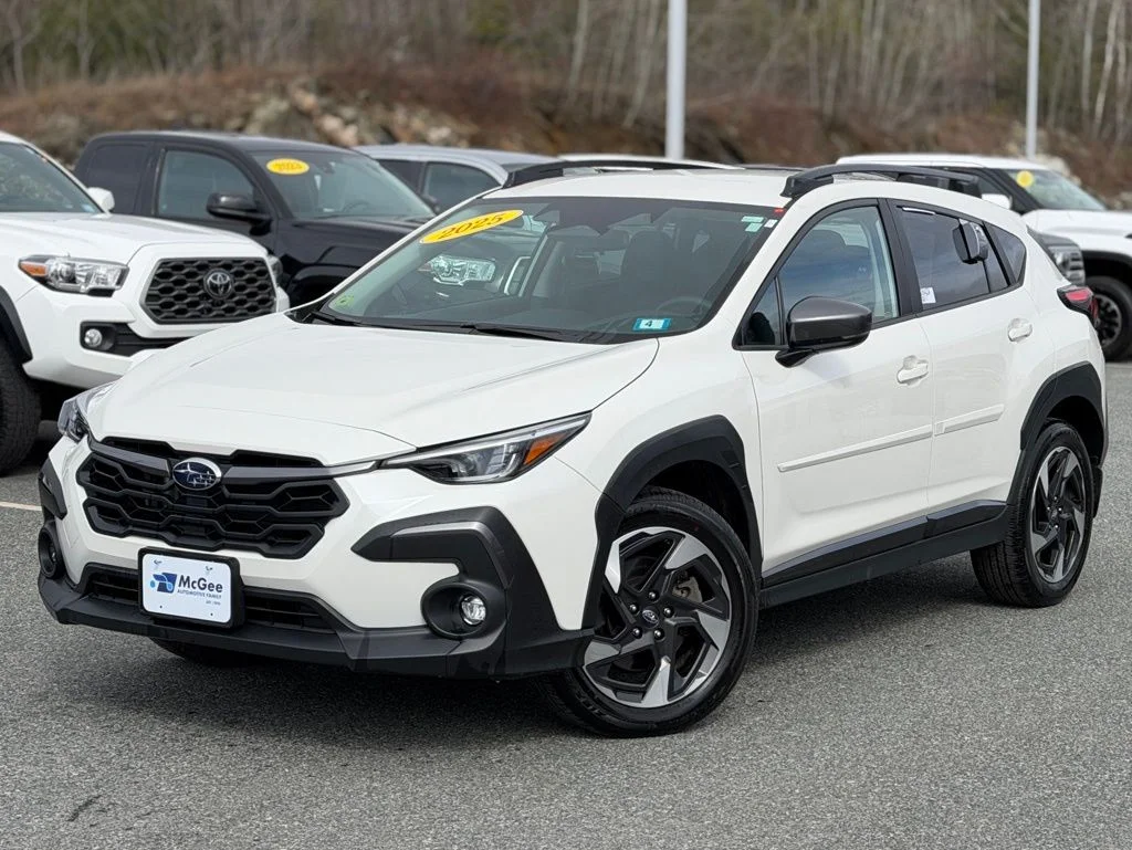 Used 2025 White Subaru Limited image 1