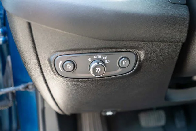Used 2020 Blue Chevrolet LT image 21