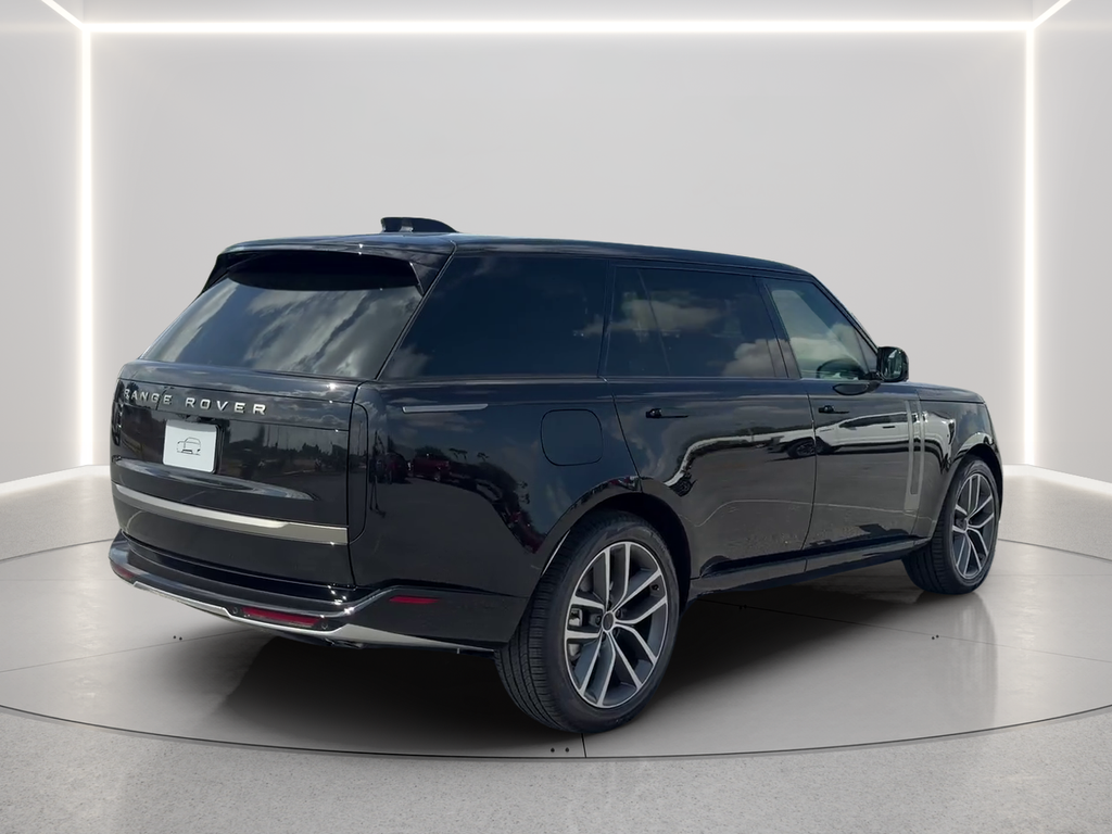 New 2026 Santorini Black Land Rover SE image 5