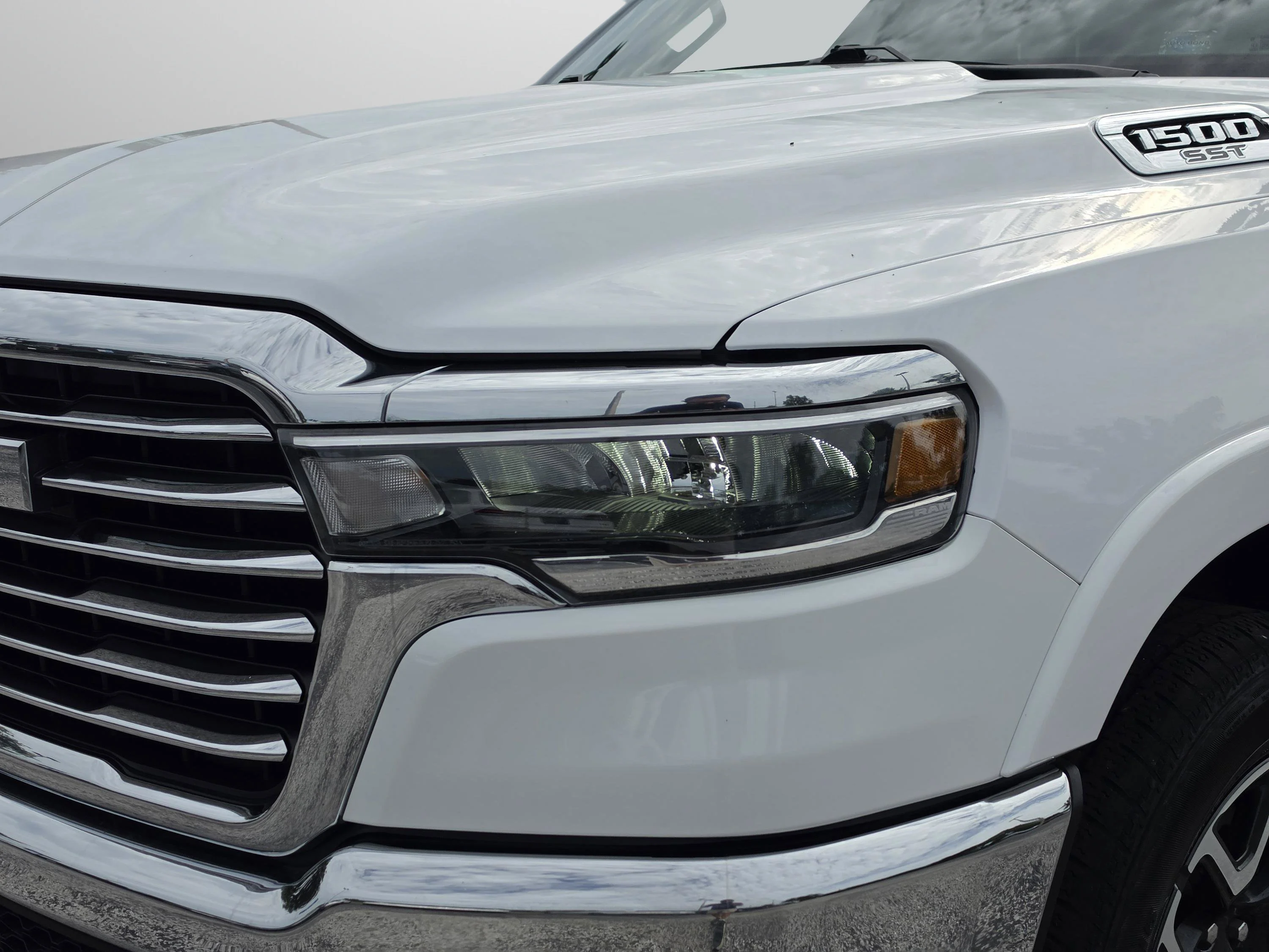Used 2025 Bright White Clearcoat Ram Laramie image 38