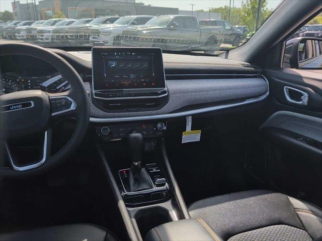 New 2026 Diamond Black Crystal Pearl-Coat Exterior Paint Jeep 85th Anniversary image 17