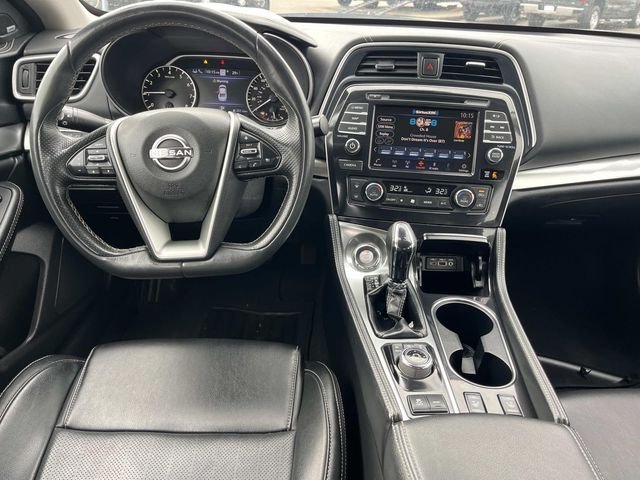 Certified Used 2023  Nissan 3.5 SL image 13
