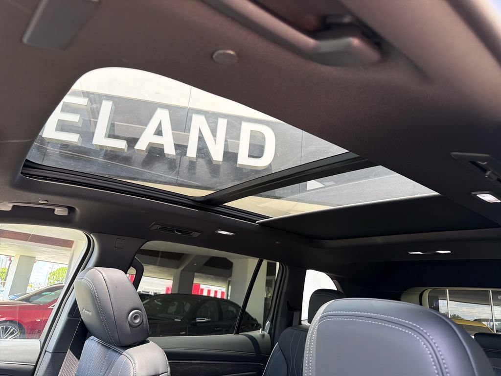 2026 Buick Enclave Avenir - Photo 23