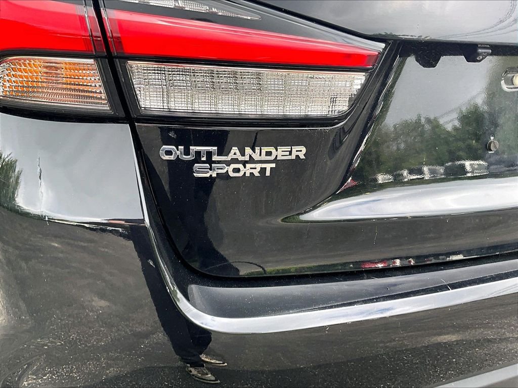 Used 2025 Alloy Silver Metallic Mitsubishi  image 28