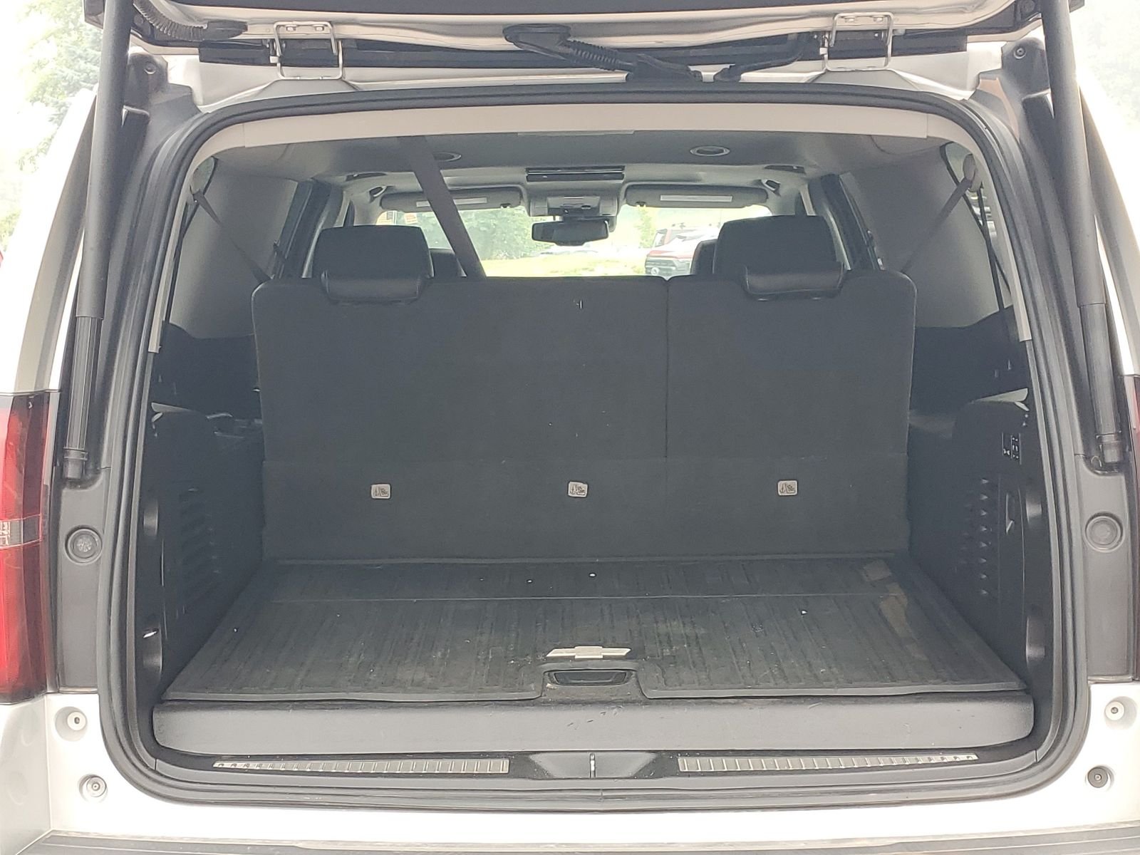 Used 2020 Silver Chevrolet Premier image 7