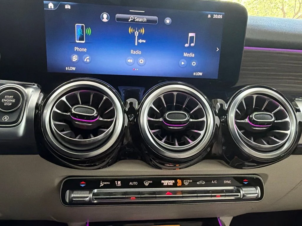 New 2026 Black Mercedes-Benz GLB 250 image 33