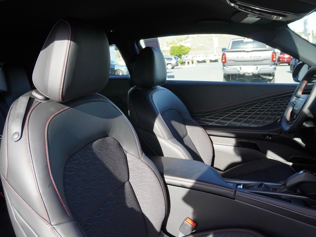 New 2026 Destroyer Gray Exterior Paint Dodge R/T Scat Pack image 21