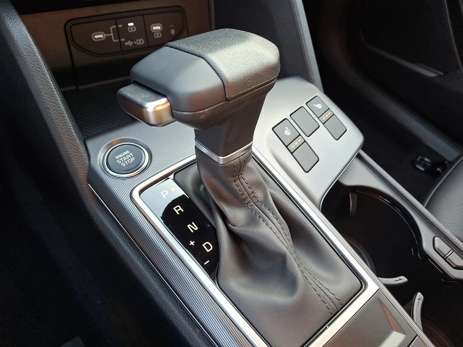 New 2027 Wolf Gray Kia EX image 7