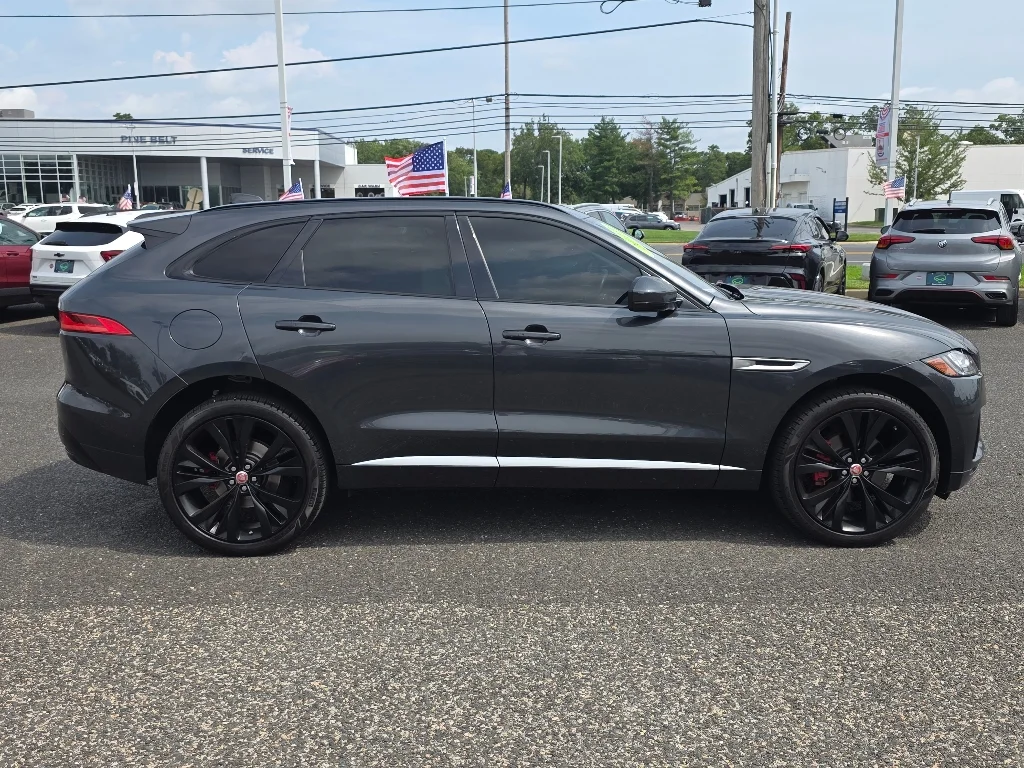 Used 2019 Black Jaguar S image 18