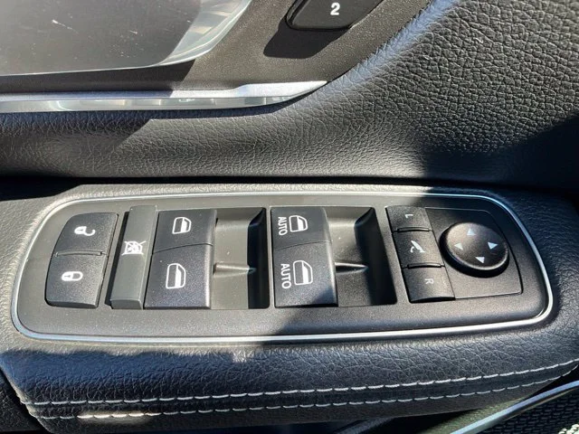Certified Used 2019 Granite Crystal Clearcoat Metallic Ram Laramie image 19
