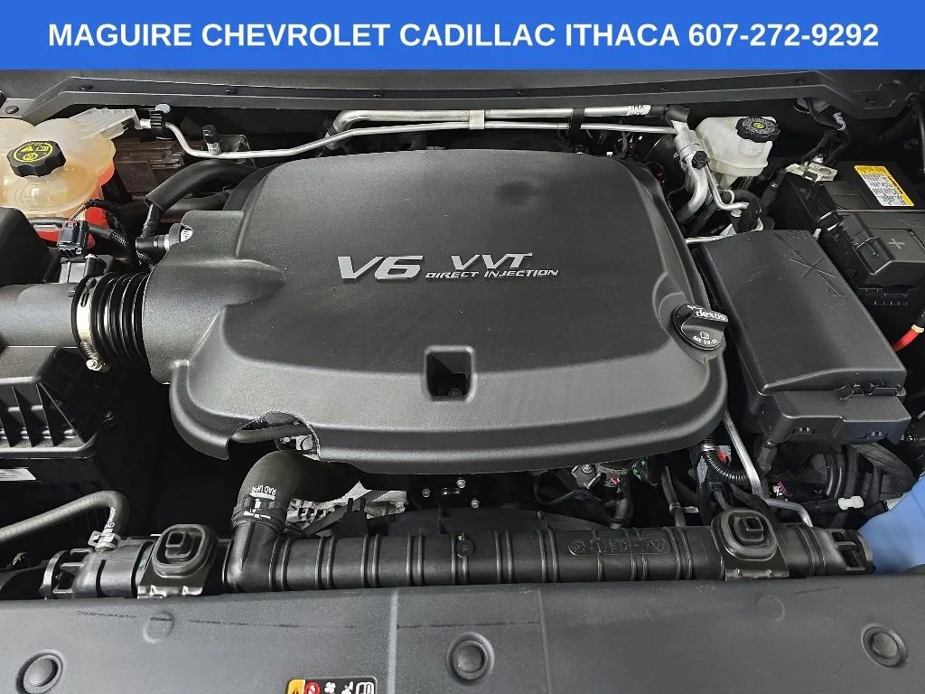 Used 2022 Onyx Black GMC AT4 - Cloth image 12