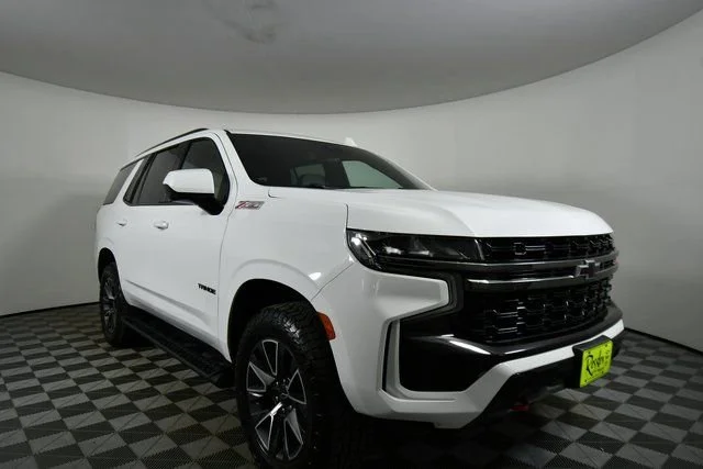 Used 2021 Summit White Chevrolet Z71 image 8