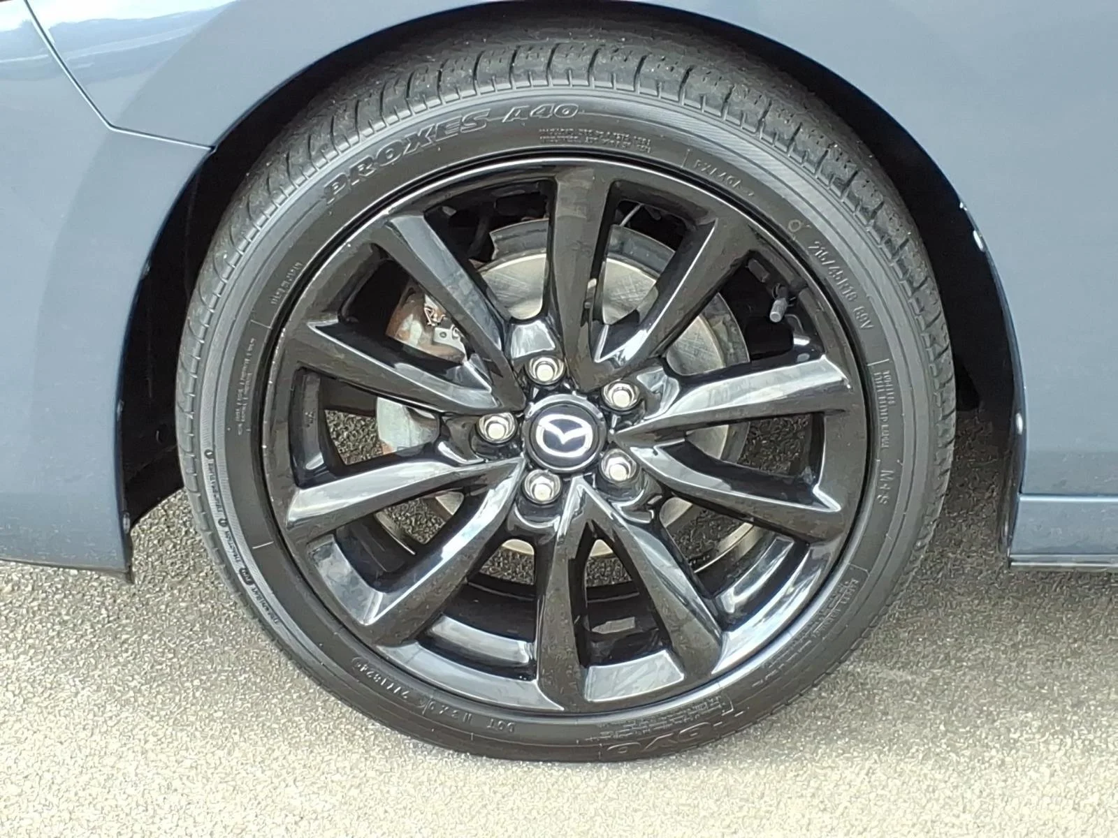 Used 2022 Polymetal Gray Metallic Mazda Carbon Edition image 4