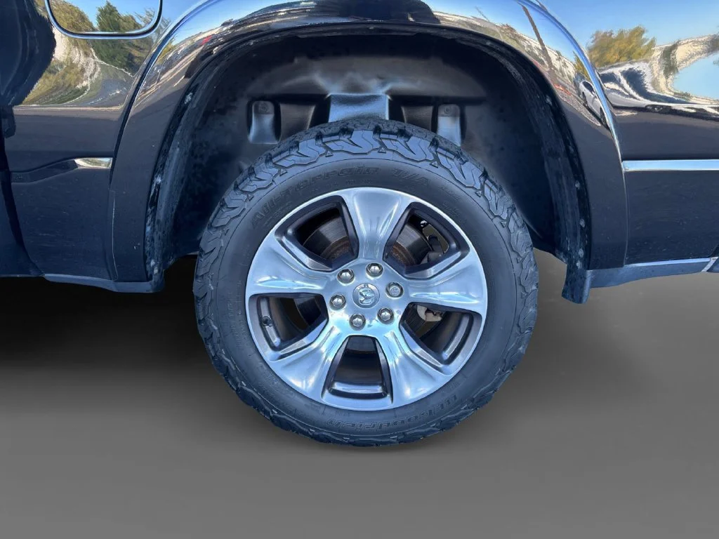 Used 2019 Black Ram Laramie image 9