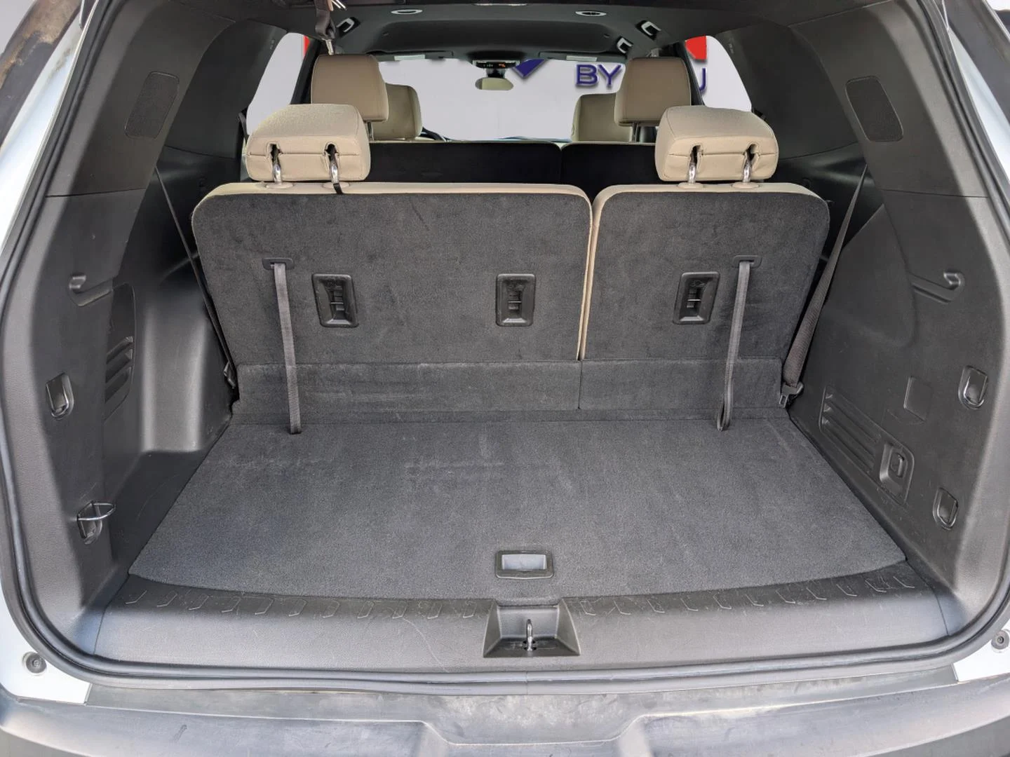 Used 2024 Summit White Chevrolet LS image 37