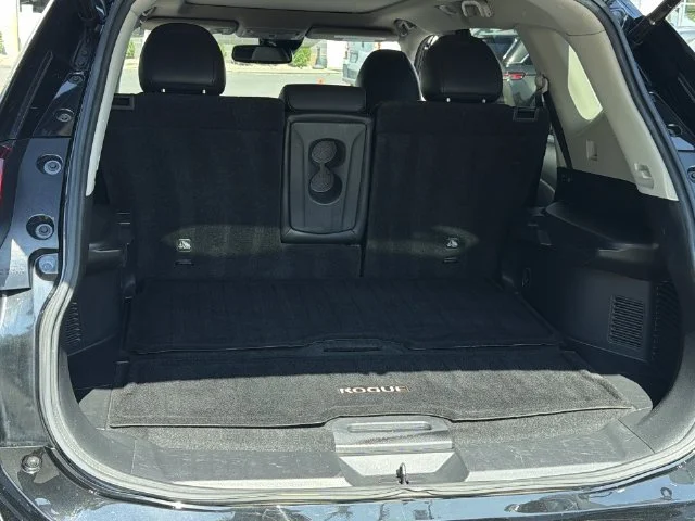 Used 2019 Black Nissan SL image 40