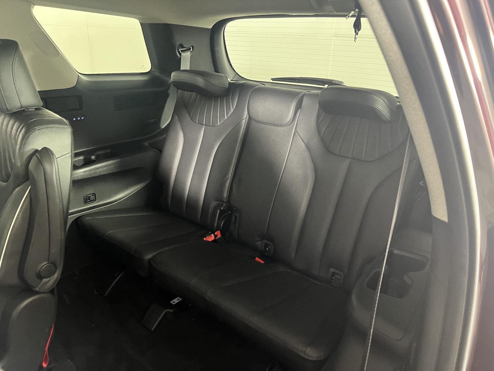 Used 2023 Sierra Burgundy Hyundai Limited image 15