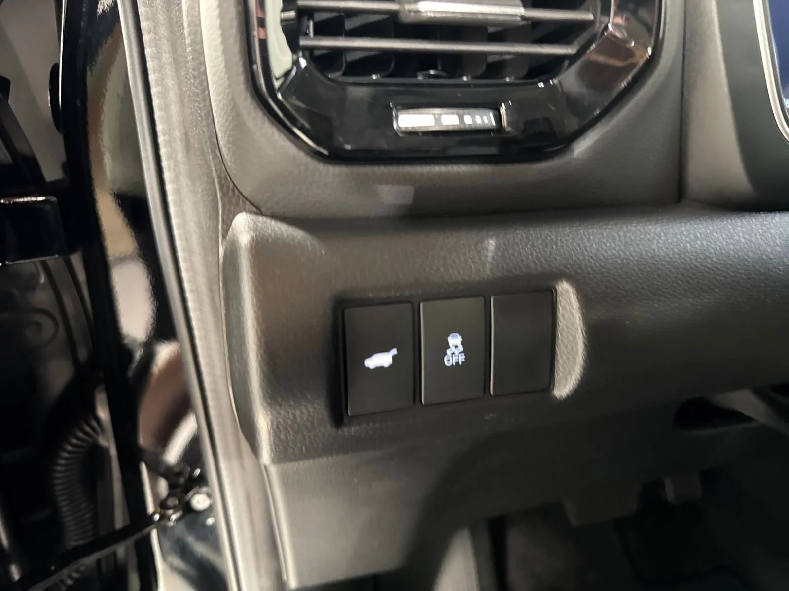 Certified Used 2023 Crystal Black Pearl Honda Touring image 18
