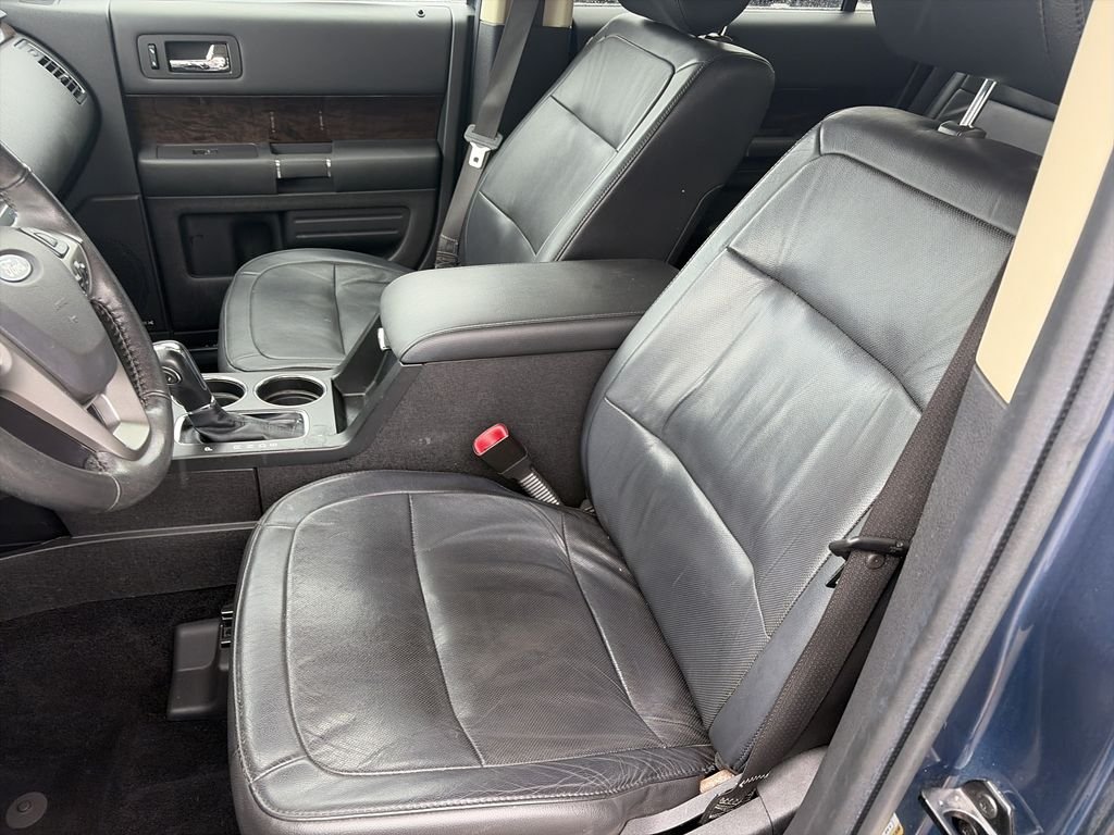 Used 2019 Blue Ford Limited image 28
