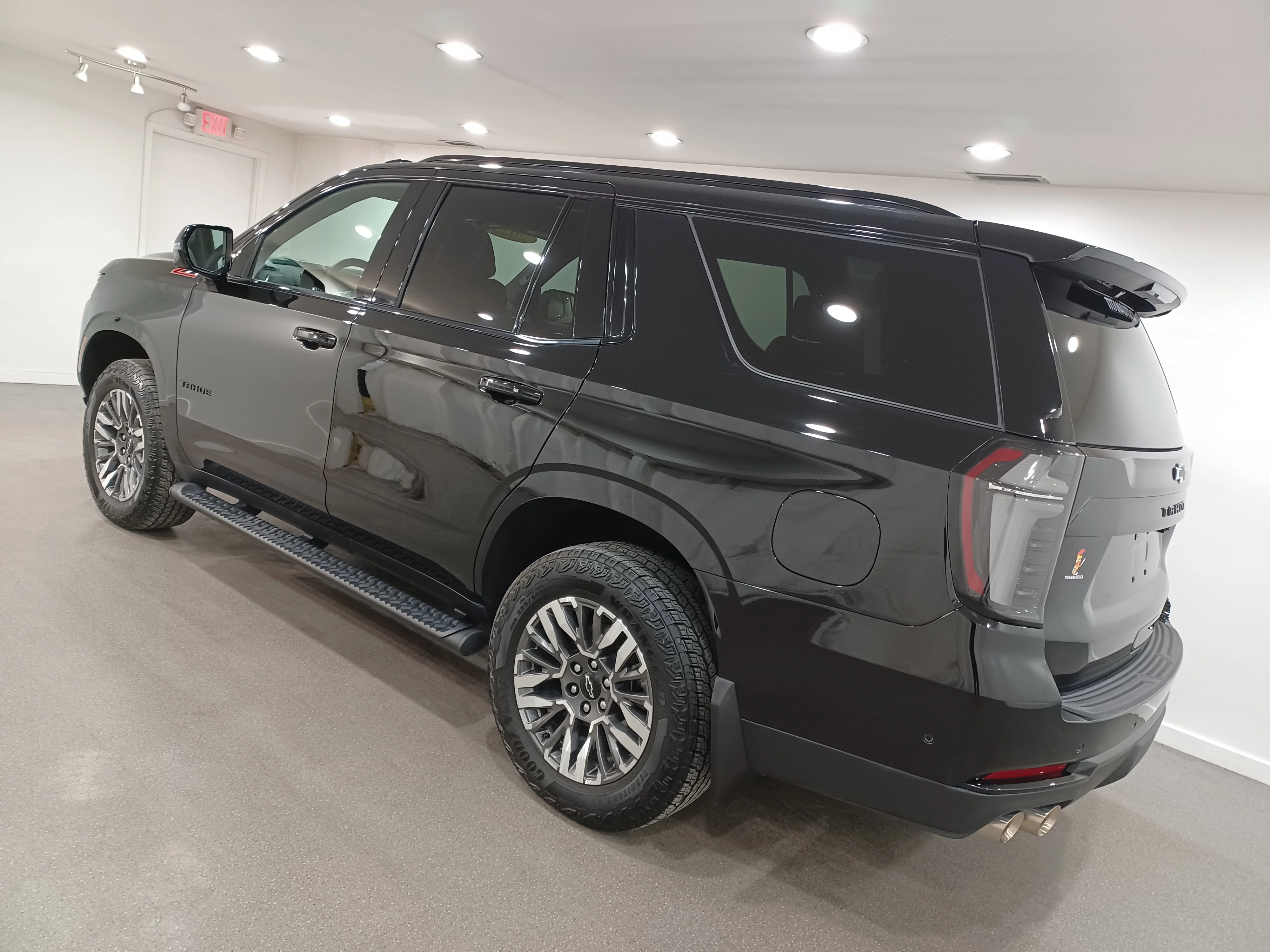Certified Used 2025 Black Chevrolet Z71 4x4*7 Pass | Remote Start | Adaptive Cruise | Nav | 360 Cam | Pano Roof | Htd Leather image 7