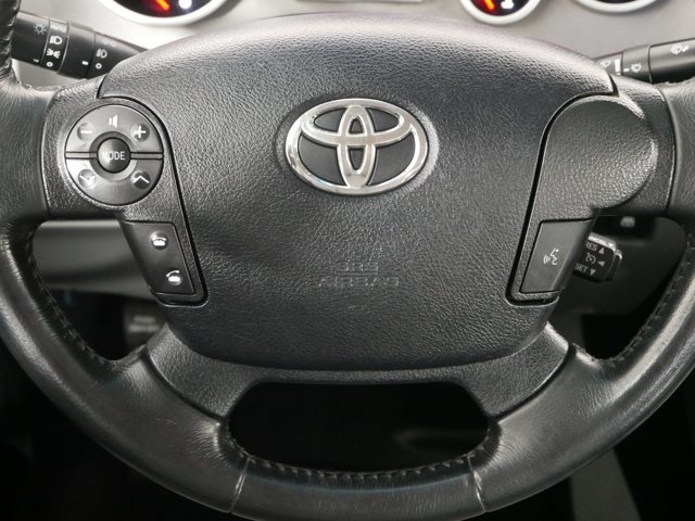 Used 2011 Super White Toyota Crew Cab Limited image 20
