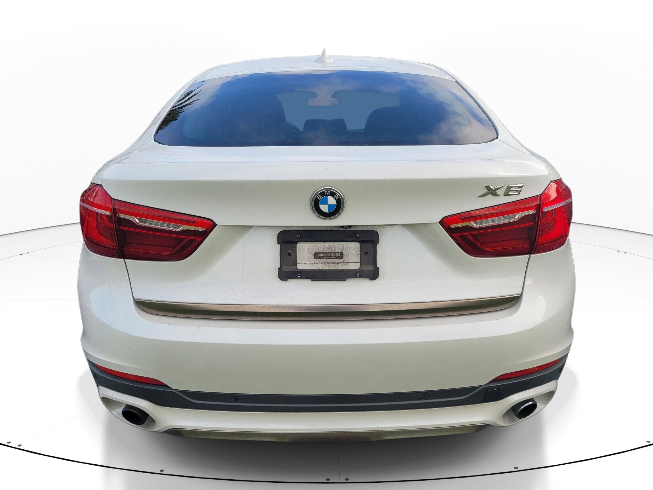 Used 2016 White Metallic BMW xDrive35i image 5