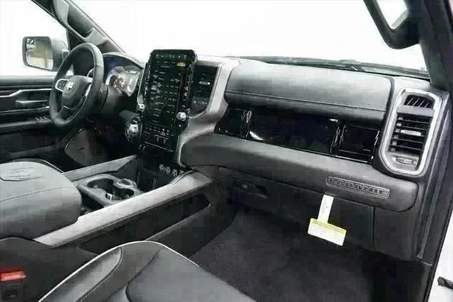 2026 RAM 1500 Laramie - Photo 32