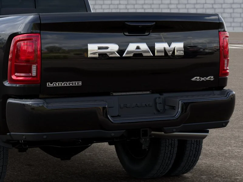 New 2026 Diamond Black Crystal Pearl-Coat Exterior Paint RAM Laramie image 39