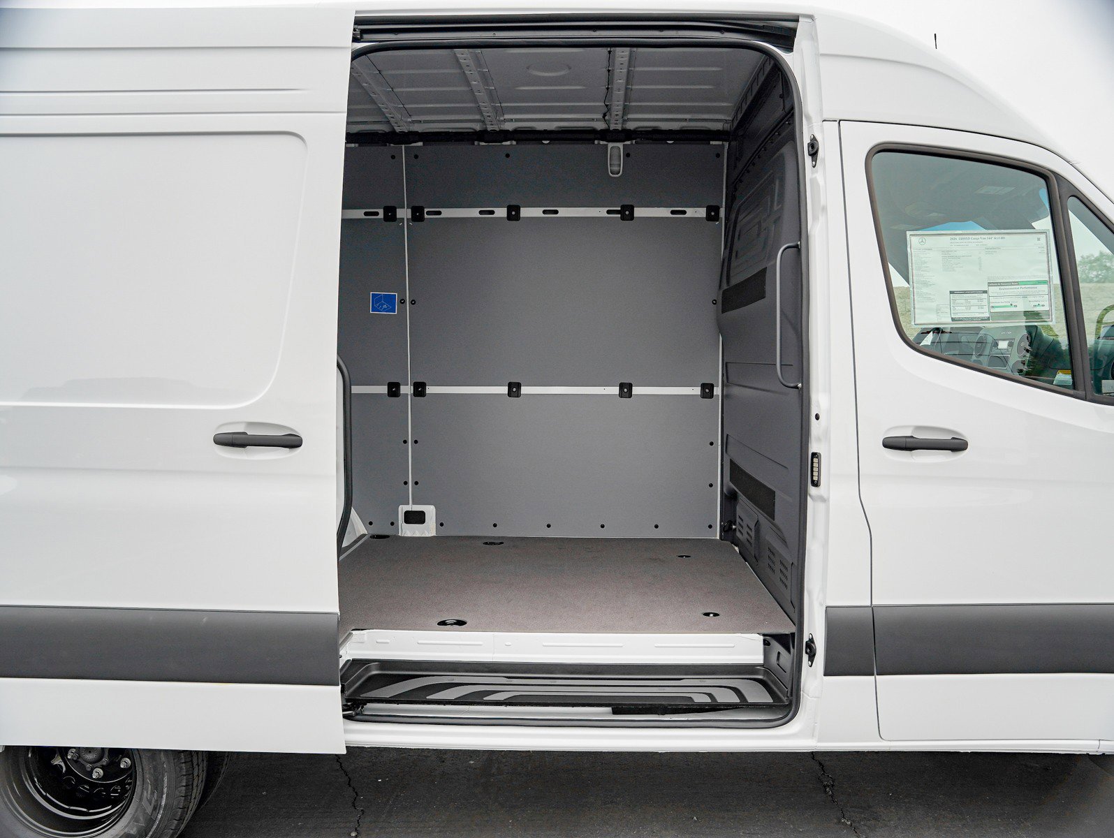 New 2026 Arctic White Mercedes-Benz 3500XD High Roof I4 Diesel HO 144 RWD image 7
