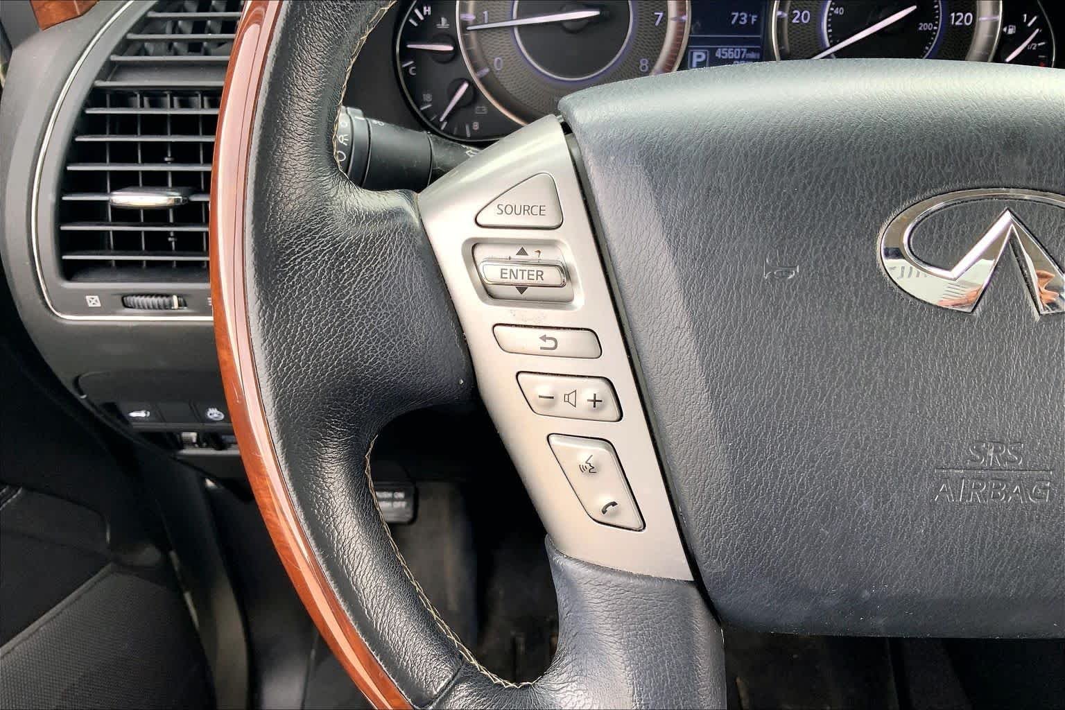 Used 2019 Liquid Platinum INFINITI LUXE image 24