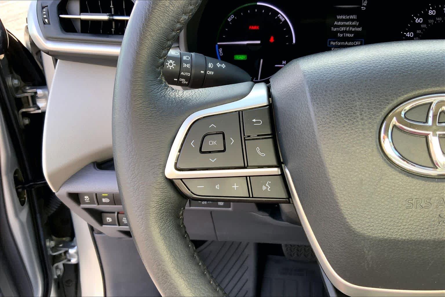 Used 2022 Celestial Silver Metallic Toyota XLE image 23
