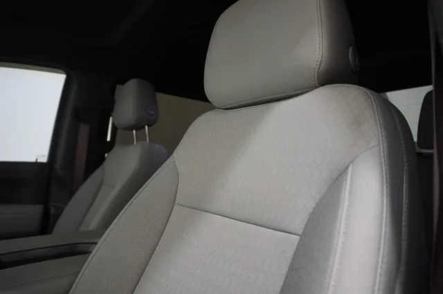 Used 2020 WHITE GMC Elevation image 20