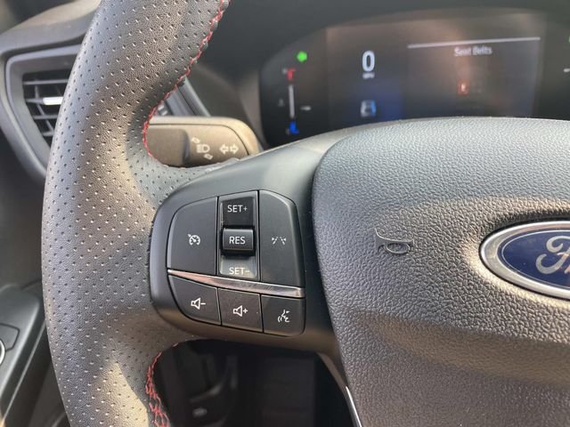 Used 2025 Carbonized Gray Metallic Ford ST-Line Select image 33