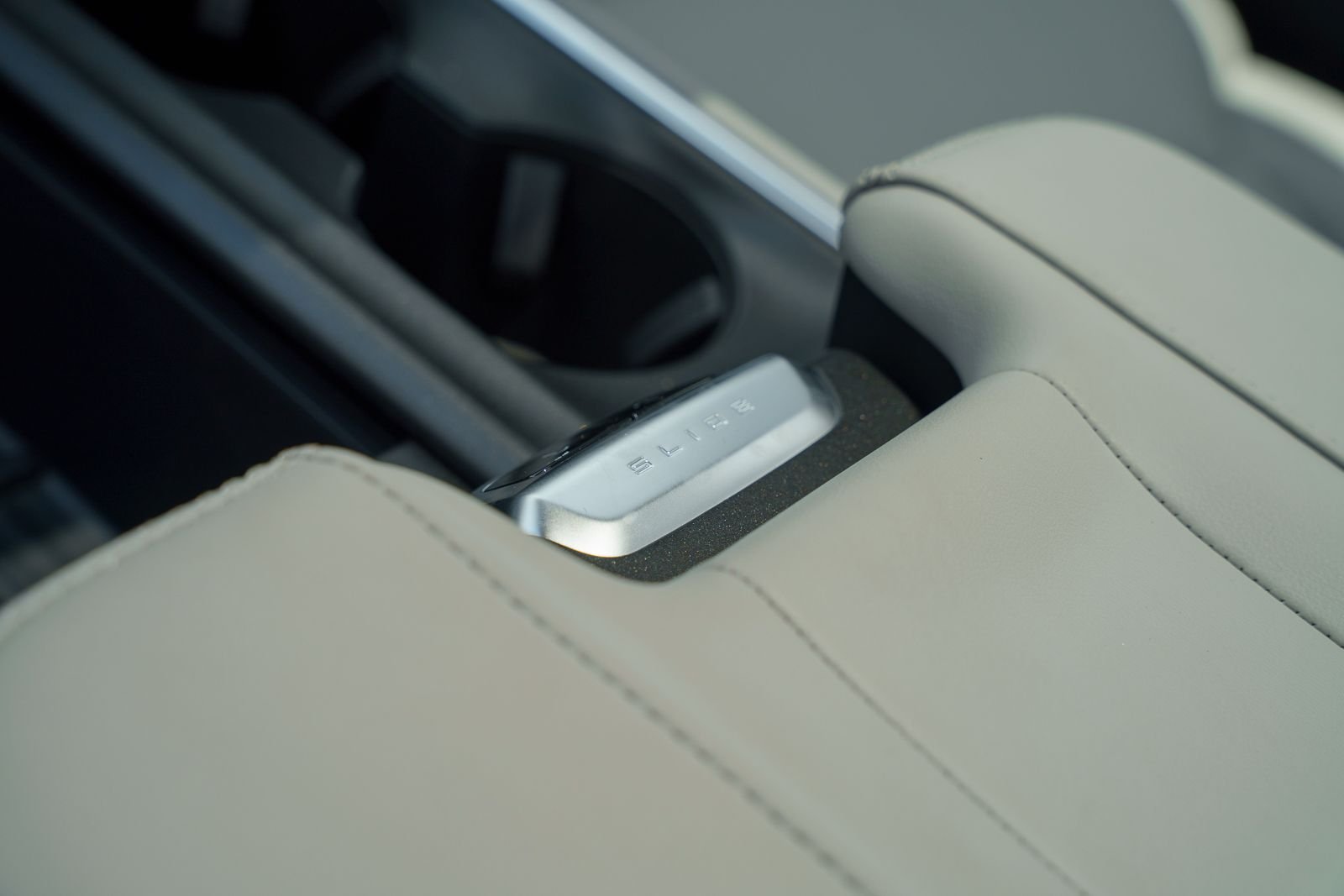 New 2027 Glacier Gray Metallic Tri-Coat Ford Active image 29
