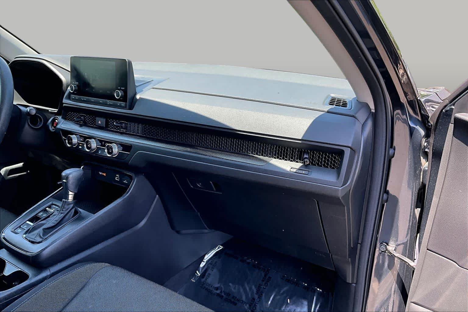 2024 Honda CR-V LX - Photo 18