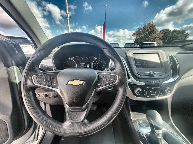2023 Chevrolet Equinox LT - Photo 11