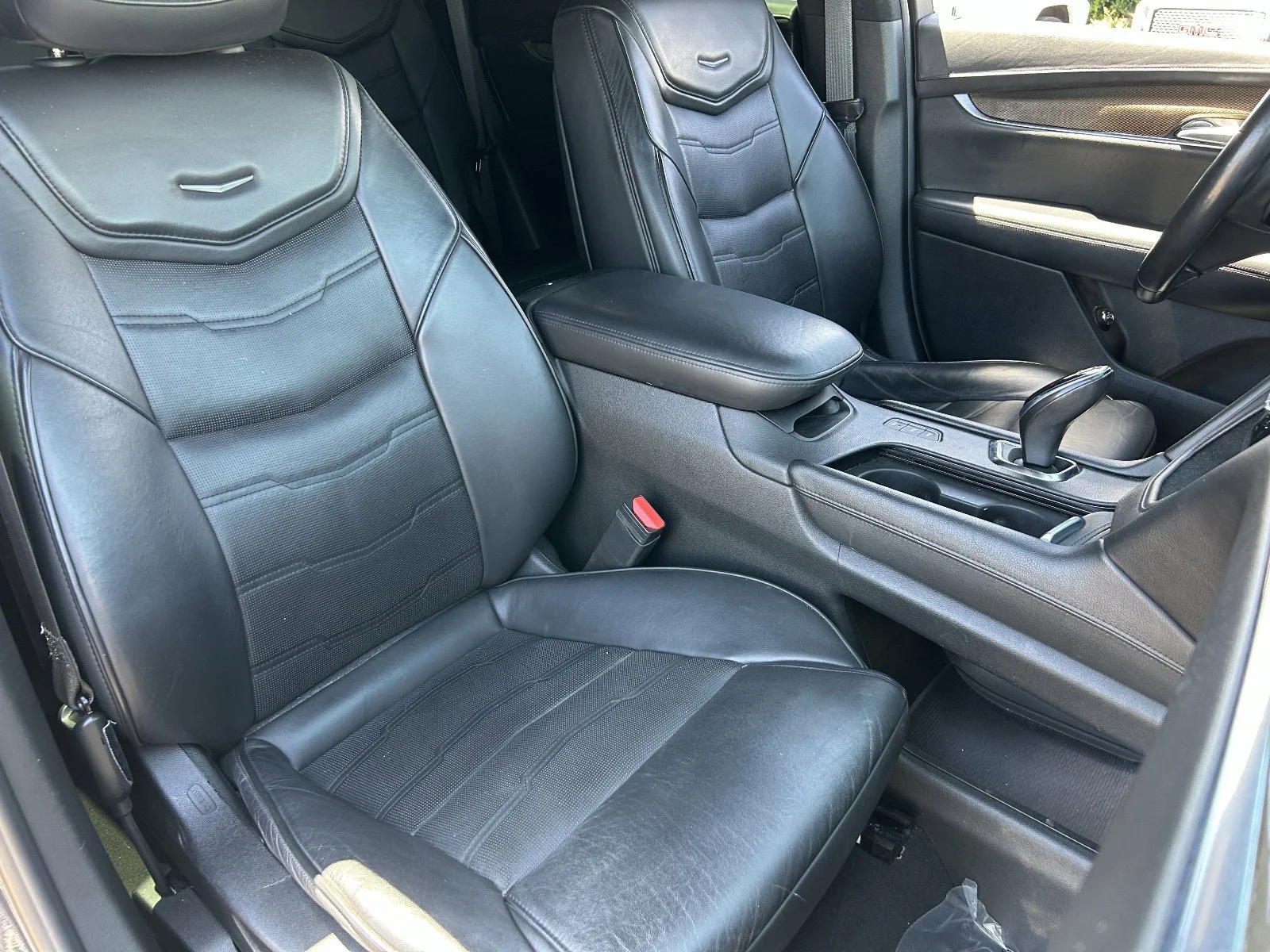 Used 2018 Dark Granite Metallic Cadillac Platinum AWD image 11