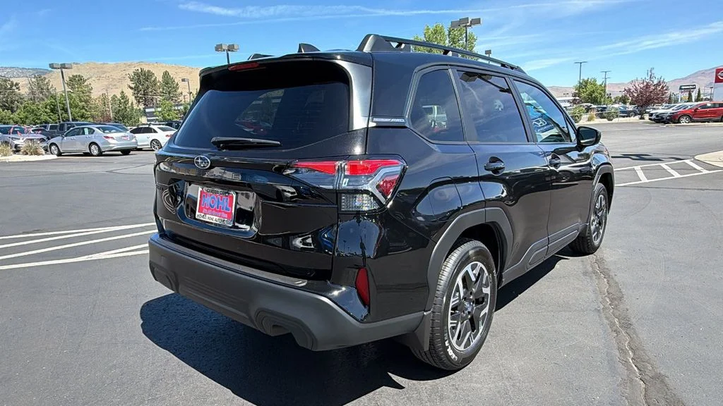 New 2026 CRYSTAL BLACK SILICA Subaru Premium image 3