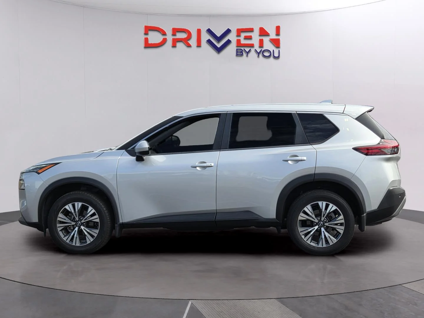 Used 2023 Brilliant Silver Metallic Nissan SV image 2