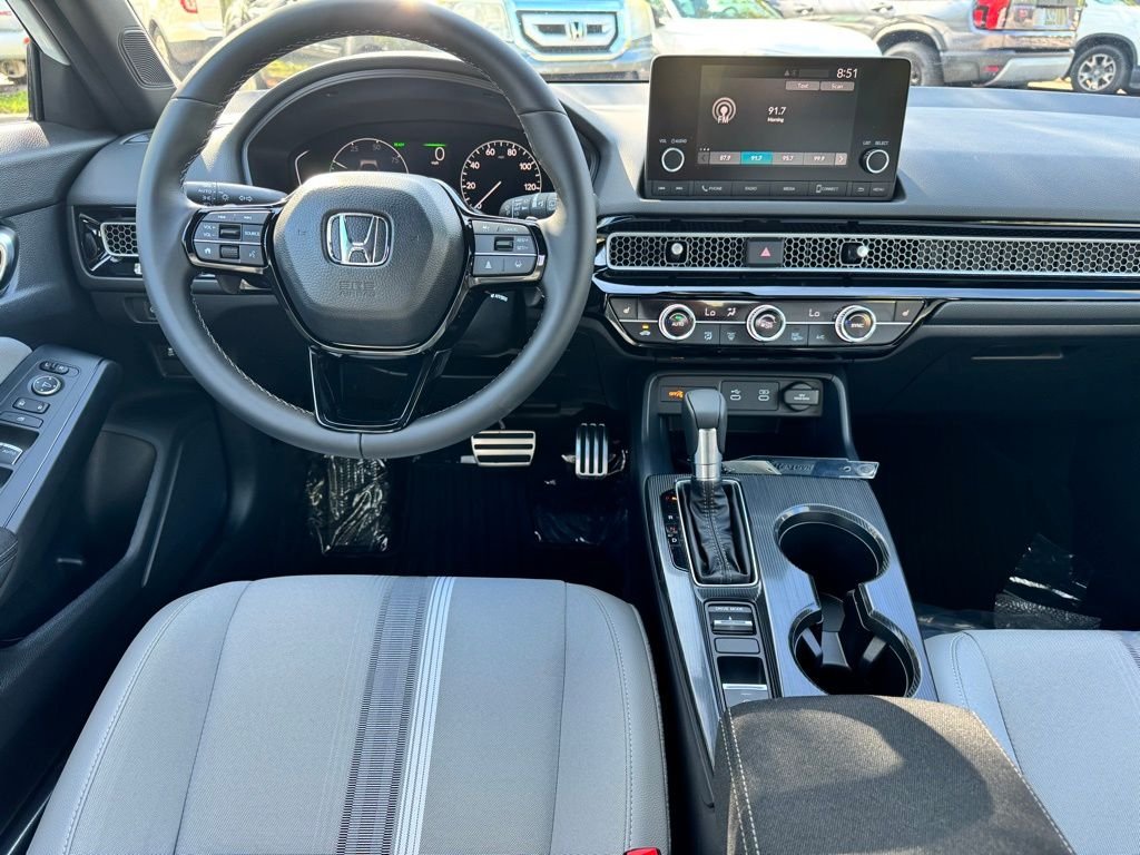 2025 Honda Civic Hatchback Sport - Photo 9