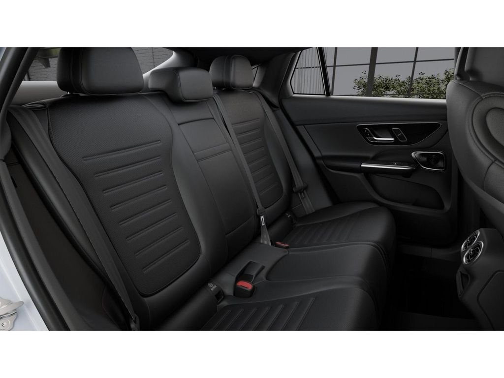 New 2027 Polar White Mercedes-Benz GLC 300 image 5
