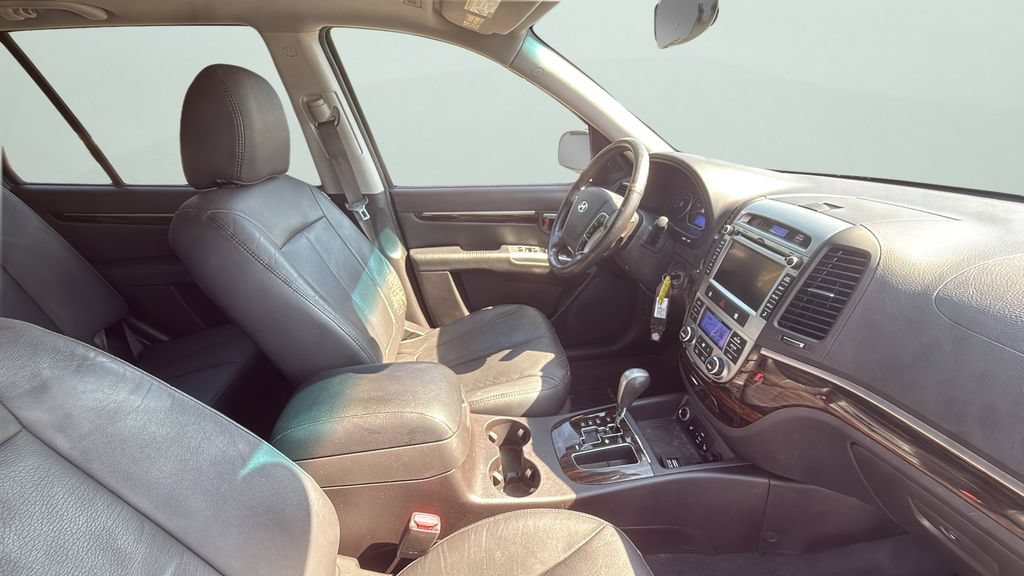 Used 2010 Harbor Gray Metallic Hyundai Limited image 9