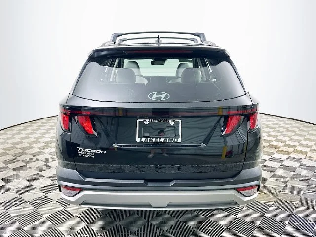 New 2026 Black Hyundai SEL image 4