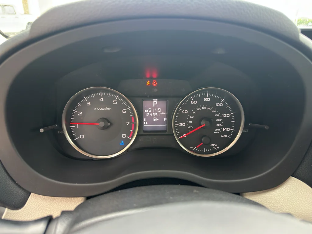 Used 2014 Quartz Blue Pearl Subaru Limited image 17