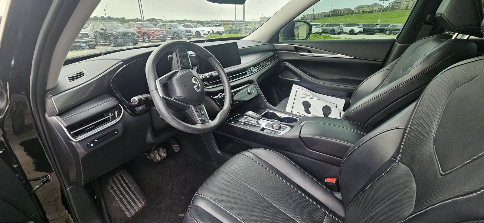 Certified Used 2023 Black INFINITI LUXE image 6