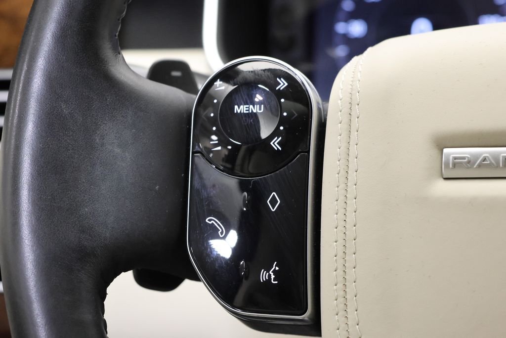 Used 2020 Portofino Blue Metallic Land Rover HSE image 18