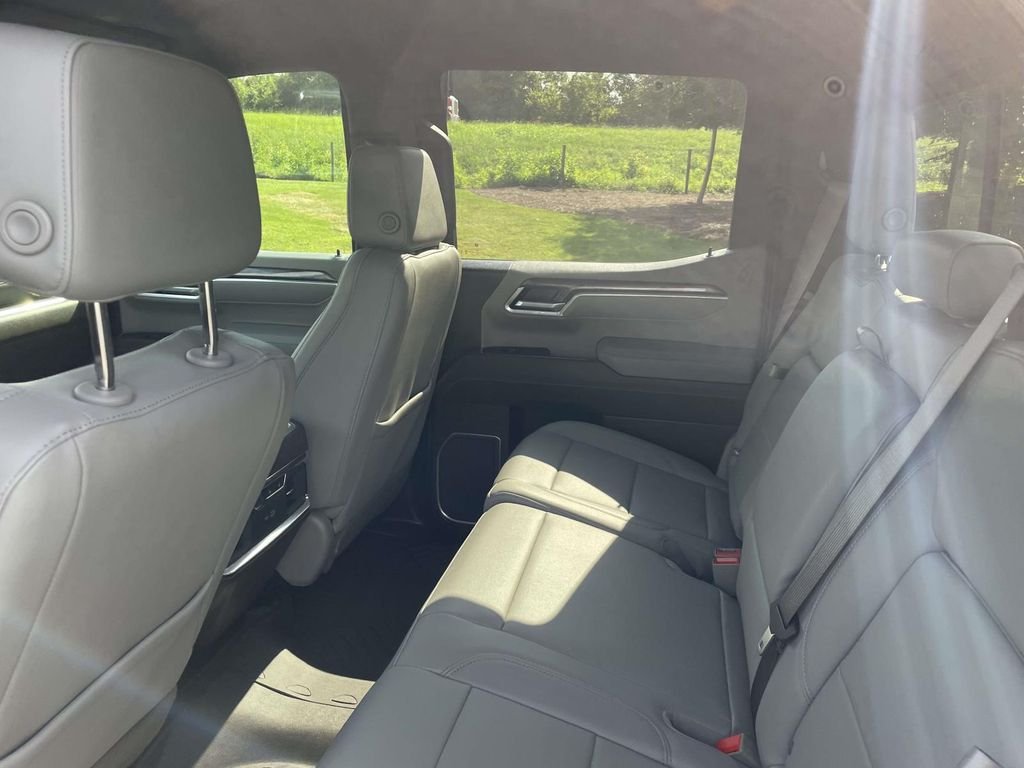 2026 Chevrolet Silverado 1500 LTZ - Photo 14